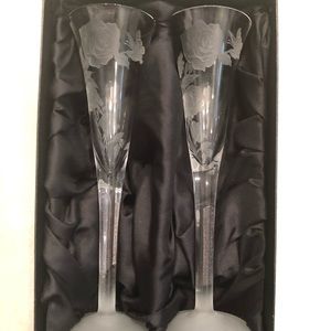 Wedding champagne flutes